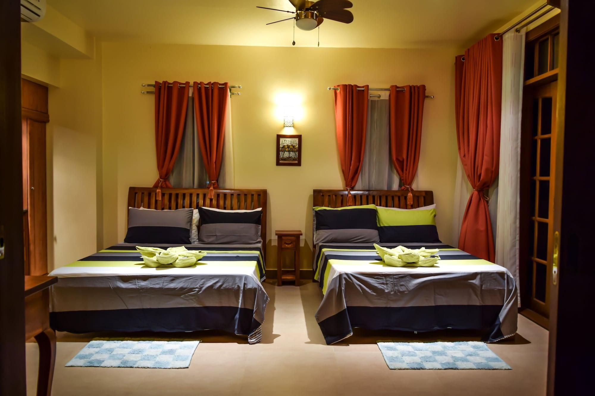 Tribal Hills Mountain Resort Puerto Galera Kültér fotó